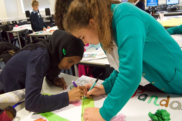 مسلمانان ایرلند خواستار آزادی پوشش اسلامی در مدارس شدند