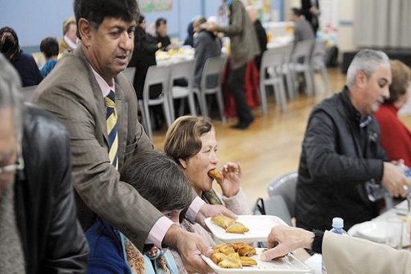 شام کریسمس در مسجد آفریقای جنوبی/ انگلیسی