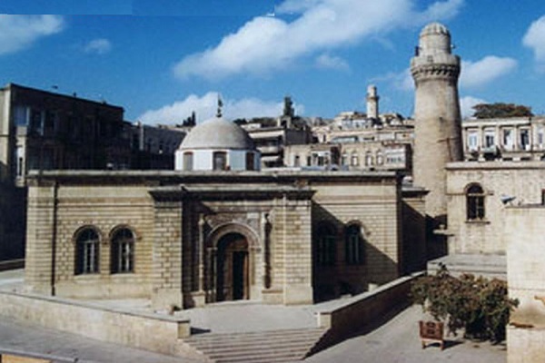 احیای تدریجی اسلام در آذربایجان پس از فروپاشی شوروی /گزارش