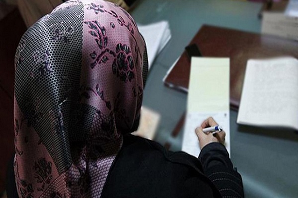 اخراج بانوی محجبه از جلسه دادگاهی در ایتالیا / در حال تکمیل