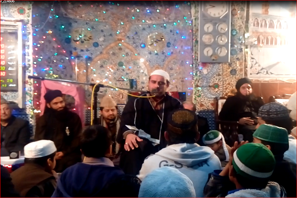 استقبال اهل سنت پاکستان از تلاوت قاری ایرانی+فیلم