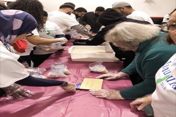 کمک مسلمانان نیوبرانزویک آمریکا به نیازمندان/ آماده