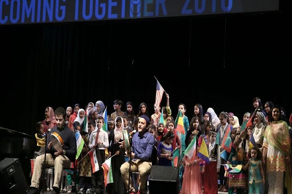 بزرگداشت فرهنگ مسلمانان در دبیرستان ایلینوی/ انگلیسی