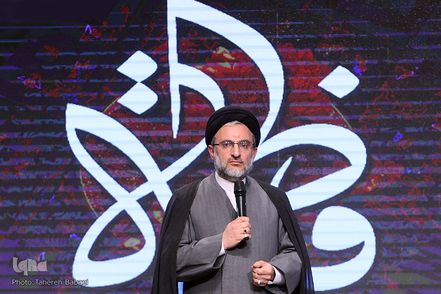 حجتالاسلام خاموشی 42 چهره برتر قرآنی سال 96 تجلیل شدند/ یادبود استادی که هیچگاه در زندگی دروغ نگفت