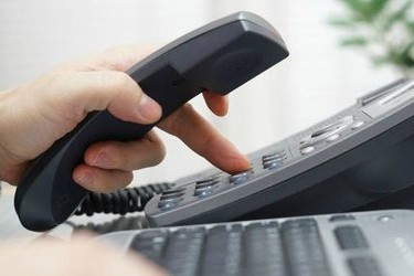 آموزش تلفنی و مجازی قرآن در سوئد