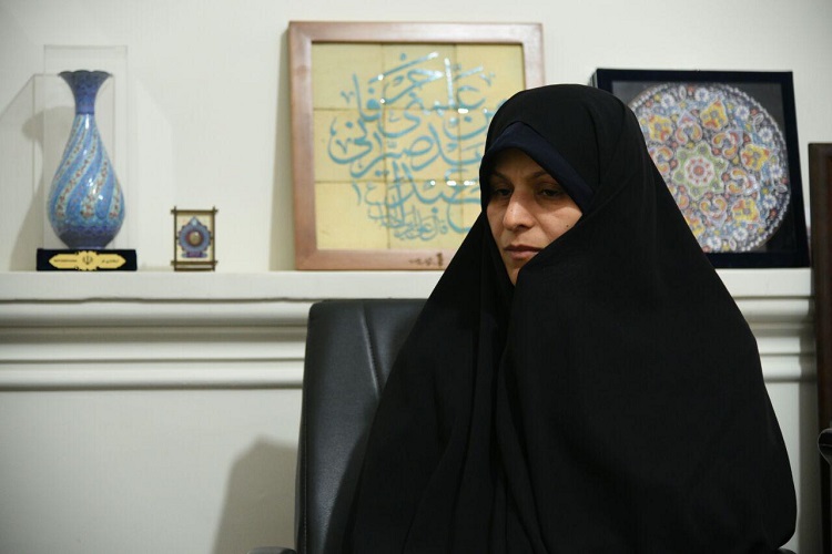 مسیر عزاداری حضرت زهرا(س) را اشتباه نرویم/ برچسب کهنه&zwnj;گرایی؛ رمز جریان نفاق