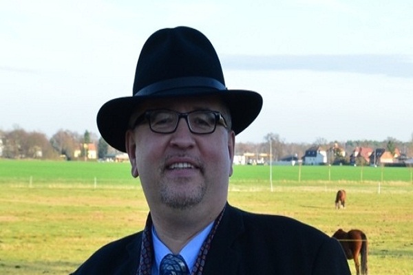 سیاستمدار حزب اسلام&zwnj;ستیز آلمان مسلمان شد