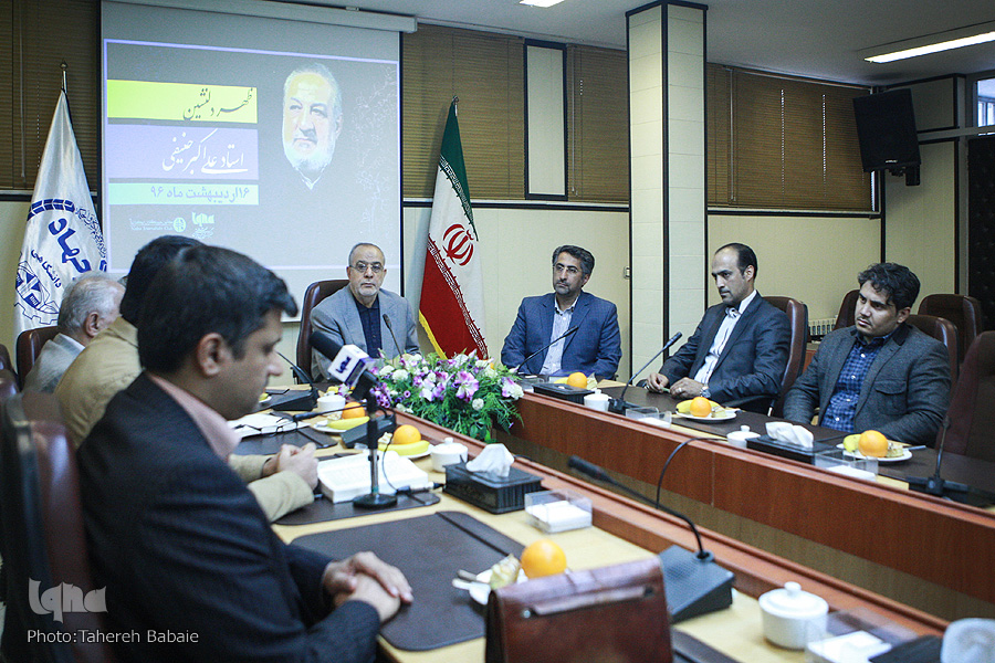 نوروز///بهاری دیگر و دیدار نورزی جامعه قرآنی در ایکنا/ فصلی با التهاب حمله تروریستی به حرم امام خمینی(ره) تا برپایی چندین مسابقه بینالمللی نوروز///بهاری دیگر و دیدار نورزی جامعه قرآنی در ایکنا/ فصلی با التهاب حمله تروریستی به حرم امام خمینی(ره) تا برپایی چندین مسابقه بینالمللی