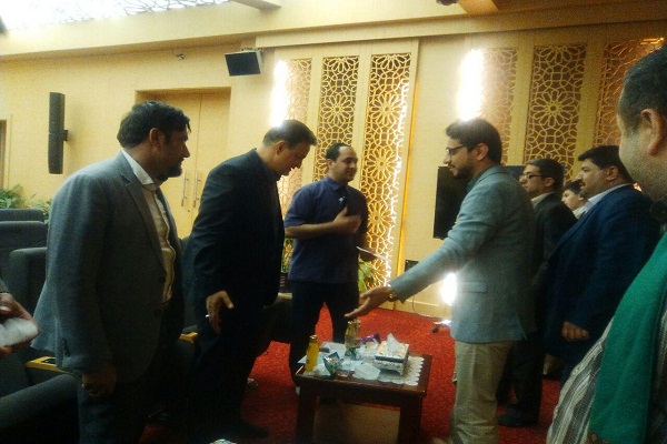 فوری//// بازدید«حسنین الحلو» از روند برپایی سومین دوره مسابقات شوق تلاوت فوری//// بازدید«حسنین الحلو» از روند برپایی سومین دوره مسابقات شوق تلاوت