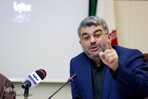 تشکیل اتحادیه مستقل کشوری بدون مانعتراشی دستگاهها/ چرایی ثبت نشدن اتحادیههای استانی تشکیل اتحادیه مستقل کشوری بدون مانعتراشی دستگاهها/ چرایی ثبت نشدن اتحادیههای استانی