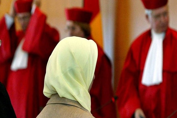 ممنوعیت روسری برای قضات آلمانی