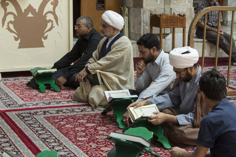 برگزاری جلسه‌های تخصصی «آشنایی با قرآن» در آستان عباسی+عکس