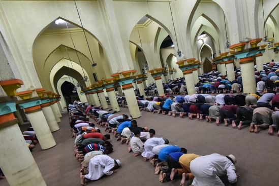 مسلمانان فیلیپین و مقدس‌ترین ماه سال + عکس