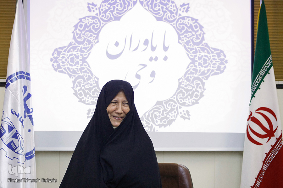 دوشنبه//////////// مؤسسه مکتب نرگس رباط کریم؛ باقیات صالحاتی در خانه پدری/ خاطرهای ماندگار از «سیدجلال متقی موسوی» دوشنبه//////////// مؤسسه مکتب نرگس رباط کریم؛ باقیات صالحاتی در خانه پدری/ خاطرهای ماندگار از «سیدجلال متقی موسوی»