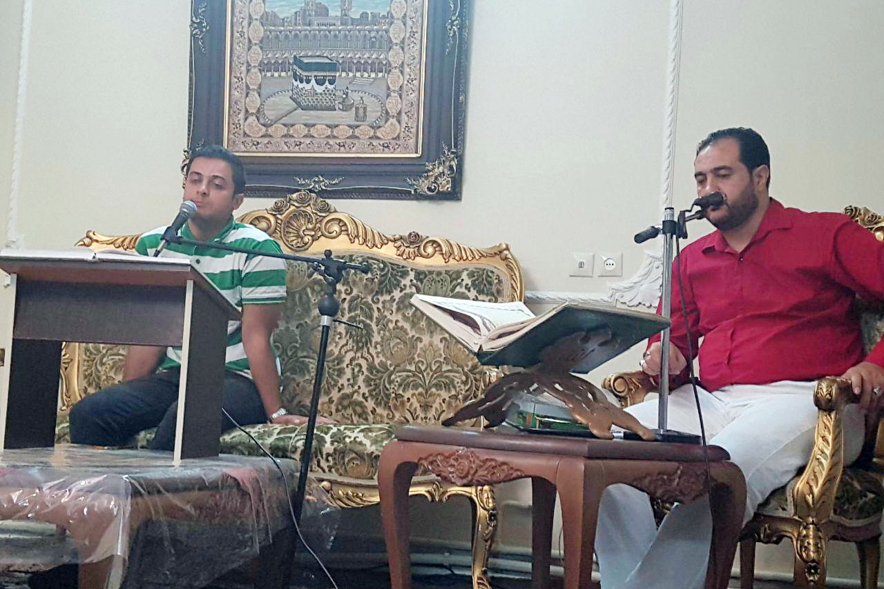 حساسیت بر آموزش ترکیبات لحنی در جلسه هفتگی بیتالقرآن حساسیت بر آموزش ترکیبات لحنی در جلسه هفتگی بیتالقرآن