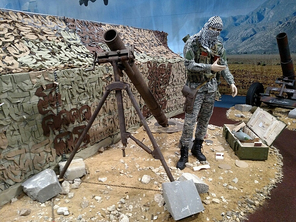 نمایش غنایم به دست آمده از داعش در مسکو + عکس