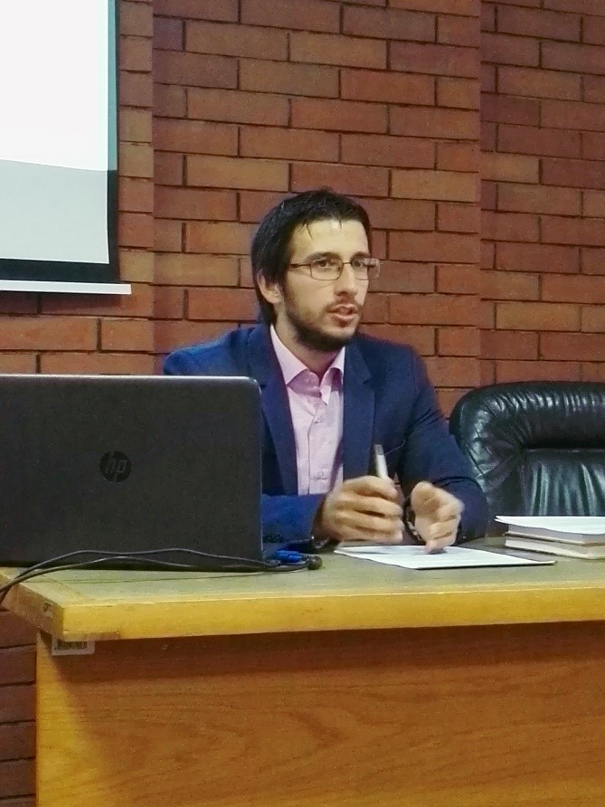 نشست «بررسی مبانی اندیشه اجتماعی اسلام» در صربستان + عکس نشست «بررسی مبانی اندیشه اجتماعی اسلام» در صربستان + عکس