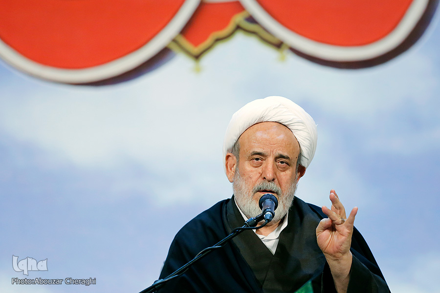 آیین همایش «طلیعه بصائر» به میزبانی آستان عبدالعظیم(ع) برگزار شد