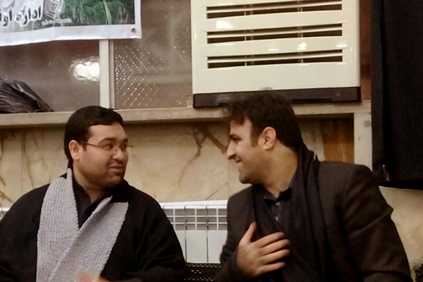 تصویری از محمدجواد حسنی، قاری ممتاز و محمدجواد حسینی، قاری بین المللی در محفل قرآنی در شهرستان نکا
