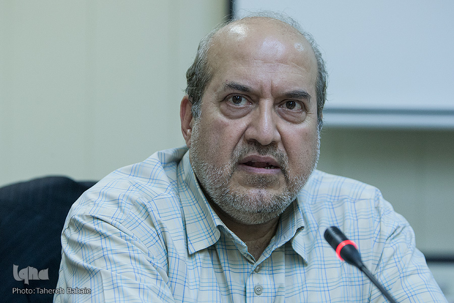 صادقین/////بازگو کردن خاطراتی از هادی فروزان به بیان شاگردان/ ارج نهادن به مقام پیشکسوتان قرآنی پیش از آنکه دیر شود