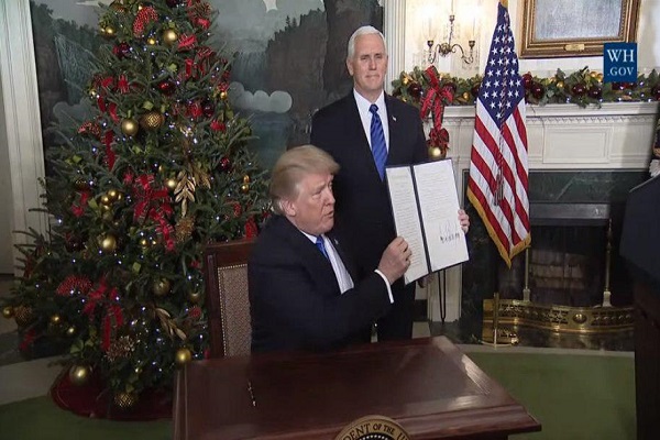 ترامپ، قدس را بهعنوان پایتخت اسرائیل به رسمیت شناخت ترامپ، قدس را بهعنوان پایتخت اسرائیل به رسمیت شناخت