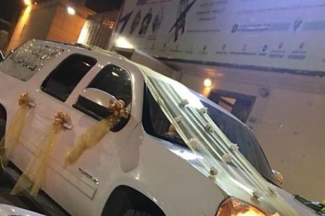 جشن ابتکاری پسر برای مادر حافظ قرآن+ عکس