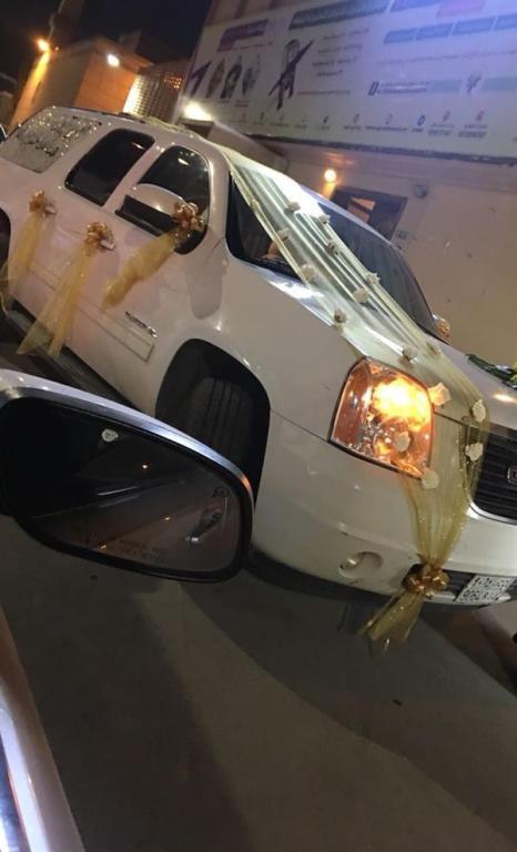 گل&zwnj;آرایی خودرو به پاسداشت مادر حافظ قرآن+ عکس