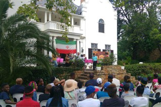 یک روز ایرانی با ایتام آفریقای جنوبی+ عکس