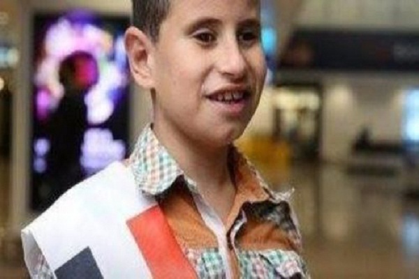 موفقیت کودک روشندل مصری در حفظ قرآن با ترجمه آن به دو زبان خارجی