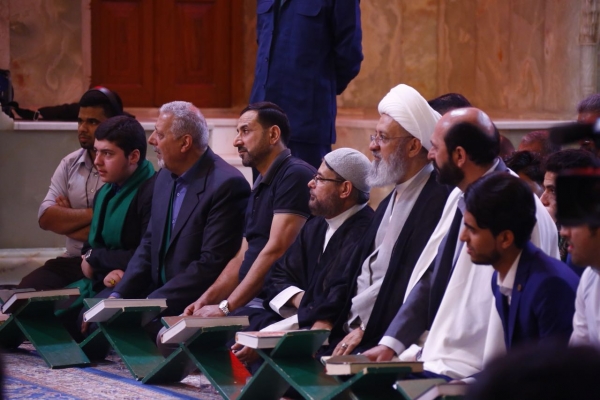 برگزاری محفل بینالمللی انس با قرآن در حرم حسینی برگزاری محفل بینالمللی انس با قرآن در حرم حسینی