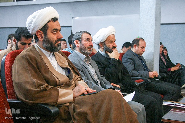 همایش بین&zwnj;المللی قرآن کریم و استکبارستیزی در تهران برگزار شد