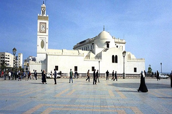 دوره آموزش موسیقیایی مؤذنان تونس دوره آموزش موسیقیایی مؤذنان تونس