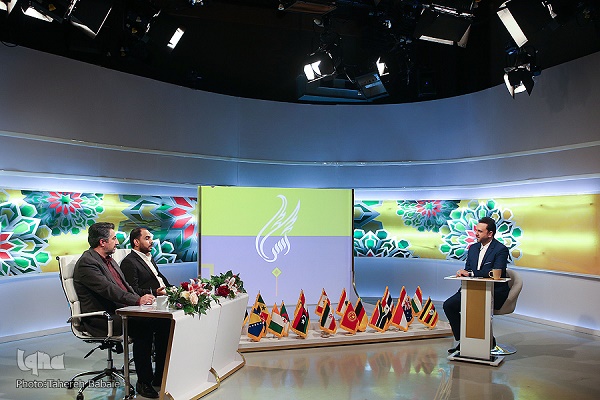 مسابقات بینالمللی قرآن دانشجویان مسلمان پایان مرحله نیمهنهایی مسابقات بینالمللی قرآن دانشجویان مسلمان / برگزاری مرحله نهایی در اردیبهشت