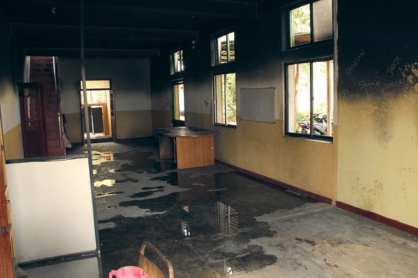 حمله بوداییها به مسجدی در سریلانکا حمله بوداییها به مسجدی در سریلانکا