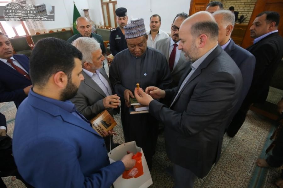 تشرف دبیرکل اوپک به حرم علوی+عکس تشرف دبیرکل اوپک به حرم علوی+عکس