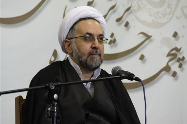 اعتقادی به اسلامی&zwnj;سازی علوم ندارم/ علم دینی تولید کنیم