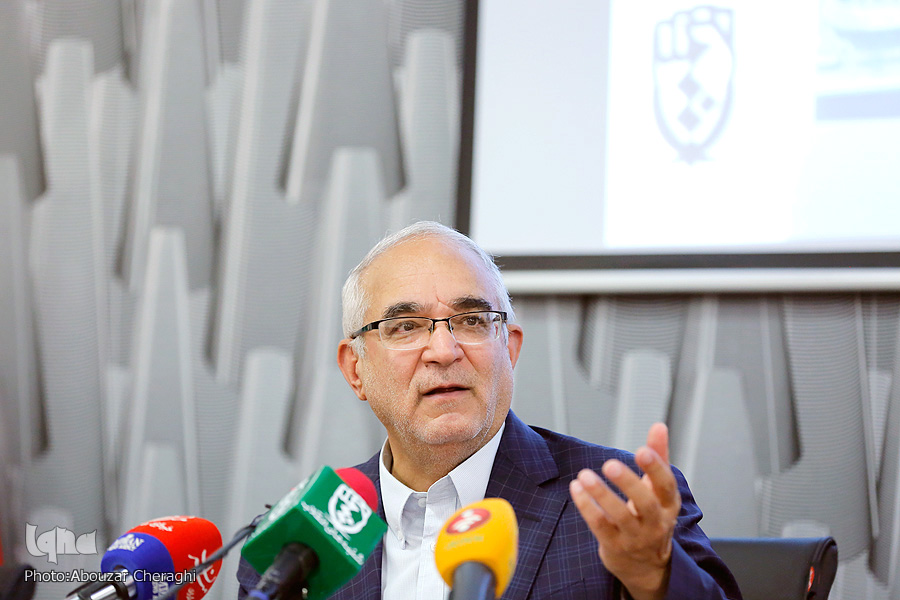 جمعه////بازار پیام محاکمه مفسدان اقتصادی را دریافت کرده است/ فسادهای شبکه&lrm;ای در کشور