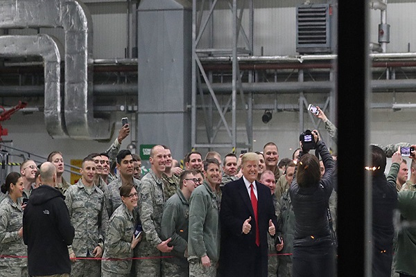 کاخ سفید علت عدم دیدار ترامپ و نخست وزیر عراق را ناامنی خواند