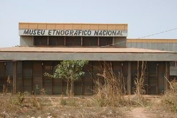 کمبود مؤسسات قرآنی؛ دغدغه قرآندوستان در پایتخت آفریقایی فرهنگ اسلام کمبود مؤسسات قرآنی؛ دغدغه قرآندوستان در پایتخت آفریقایی فرهنگ اسلام