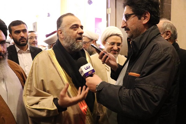 دمشق مهد رسالت آسمانی و اعتدال است