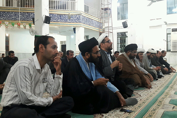 مسیر انقلاب را با صلابت ادامه دهیم مسیر انقلاب را با صلابت ادامه دهیم