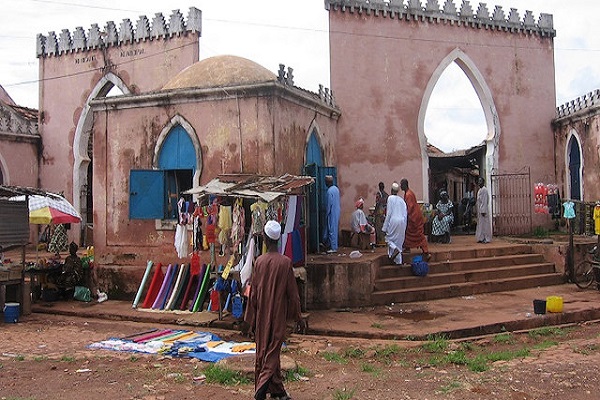 کمبود مؤسسات قرآنی؛ دغدغه قرآندوستان در پایتخت آفریقایی فرهنگ اسلام کمبود مؤسسات قرآنی؛ دغدغه قرآندوستان در پایتخت آفریقایی فرهنگ اسلام