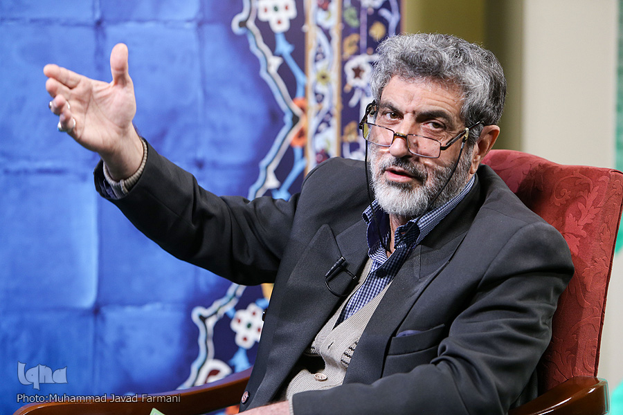 نقش مدیران و کم&zwnj;رنگ بودن قرآن در جامعه / دست&zwnj;های پشت پرده در شکل&zwnj;گیری برخی نهادها