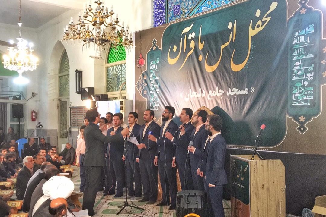 استقبال پرشور مردم دلیجان از کاروان قرآنی انقلاب