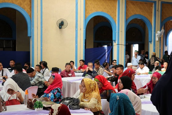 مسابقات قرآن مانیل به روایت تصویر مسابقات قرآن مانیل به روایت تصویر