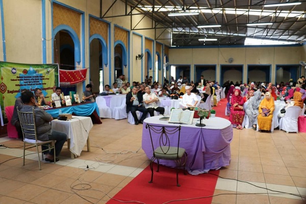 مسابقات قرآن مانیل به روایت تصویر مسابقات قرآن مانیل به روایت تصویر