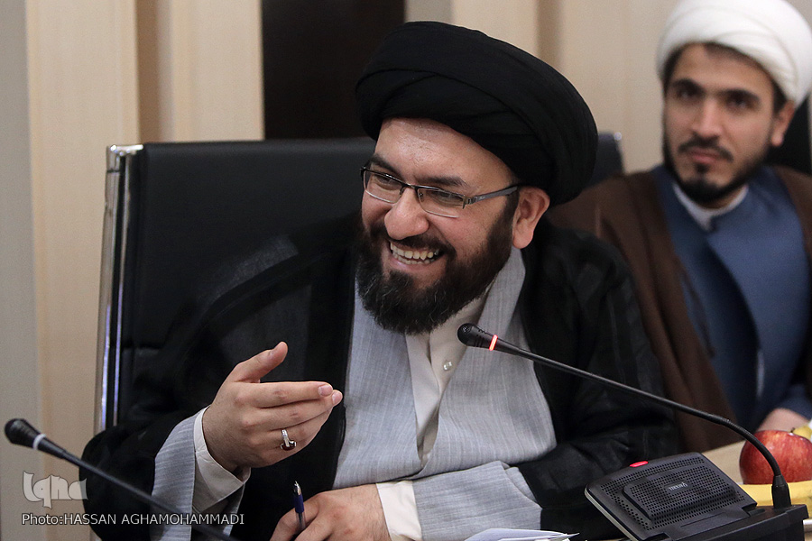 فوری///////نقدهای مدیران سازمان اوقاف به مسابقات قرآن در نشستی صمیمی