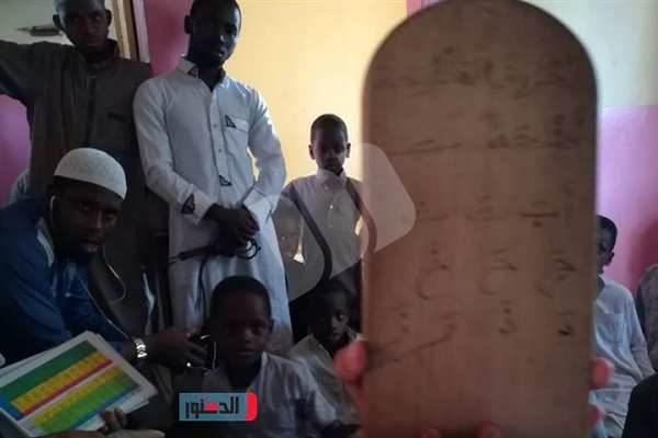 کمپین جوانان مصری برای ارسال قرآن به کشورهای فقیر آفریقایی کمپین جوانان مصری برای ارسال قرآن به کشورهای فقیر آفریقایی