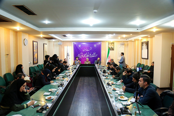 تشریح جزئیات نمایشگاه قرآن نوروز////////////////تب و تاب دستگاههای قرآنی برای گرامیداشت چهل سالگی انقلاب / تجلیل از خادمان قرآن