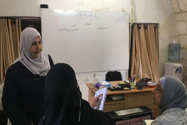 سفر هر ماه برای تدریس قرآن.. از عمان تا مسجد الاقصی